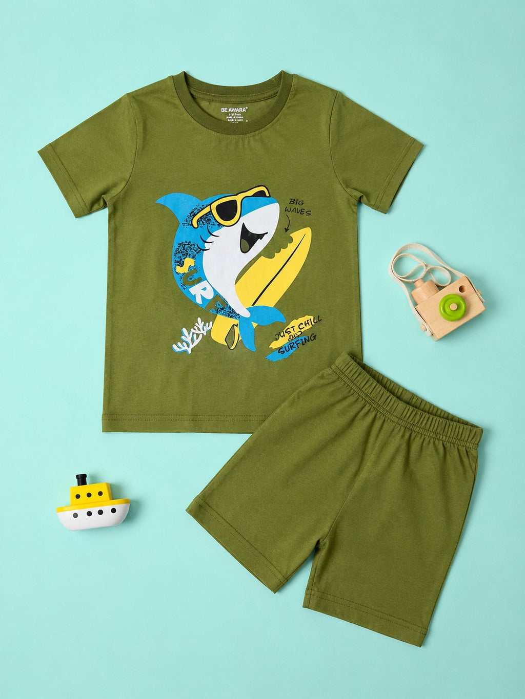 Surf T-Shirt & Shorts Set