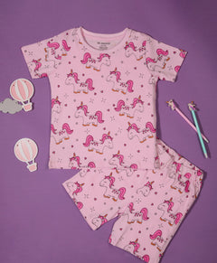 Girls Unicorn Pattern Half Sleeves T-Shirt & Shorts Set