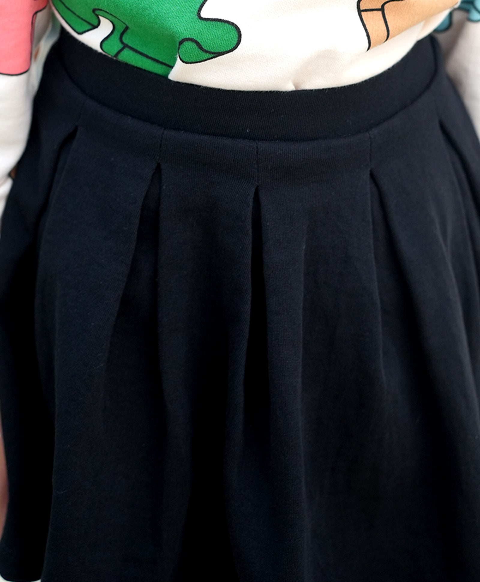 Girls Black Pleated Skirt