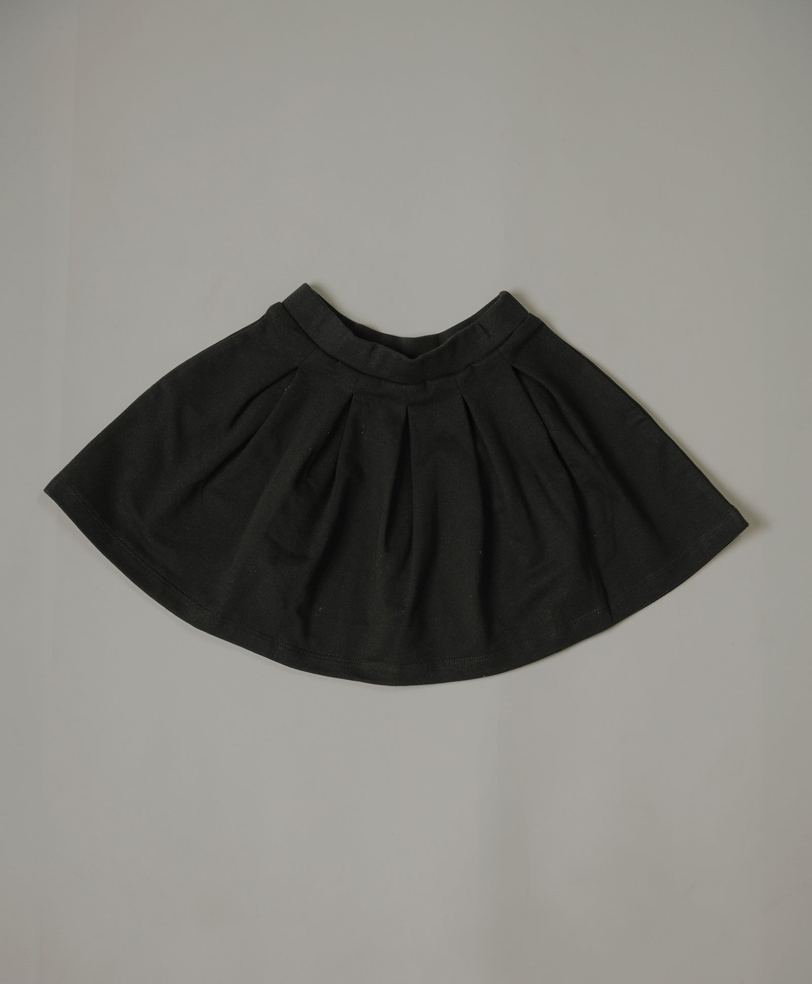 Girls Black Pleated Skirt